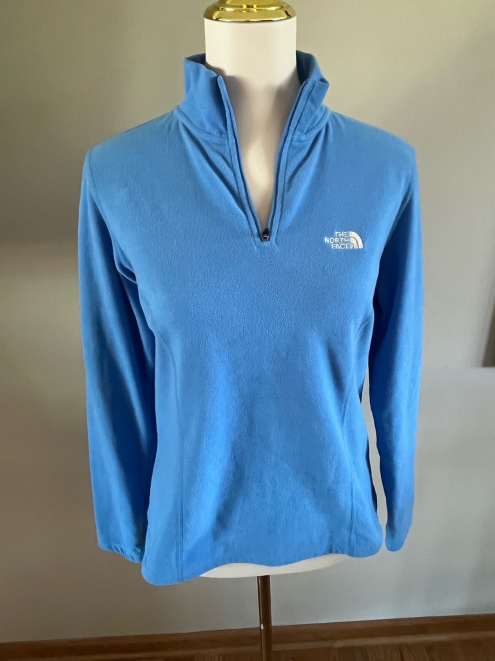 THE NORTH FACE TKA 100 1/4 ZIP FLEECE TOP-Women’s Med
